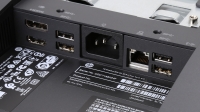 HP EliteOne 800 G3 - zestaw portów z tyłu obudowy