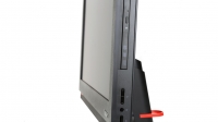 Lenovo ThinkCentre M700z - prawy bok: napęd optyczny, przyciski regulacji jasności ekranu, przycisk wyciszenia, przycisk zasilania