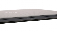 HP ZBook Studio G3 - tylna krawędź pulpitu