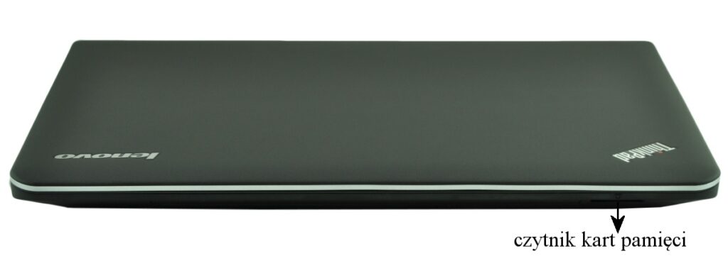 lenovo-thinkpad-edge-e43_122491 - lab-kuzniewski.pl - Testy laptopów, recenzje i porównania Closed black ThinkPad laptop with the memory card reader visible on the right edge (side view).