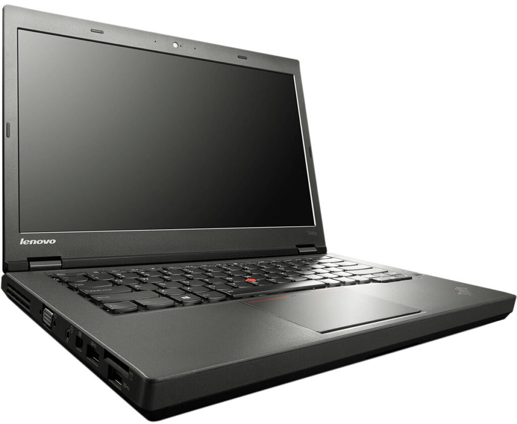 Lenovo-ThinkPad-T440p_1906_02 - lab-kuzniewski.pl - Testy laptopów, recenzje i porównania Lenovo ThinkPad laptop open and ready, black keyboard with red TrackPoint, angled from front-left side.
