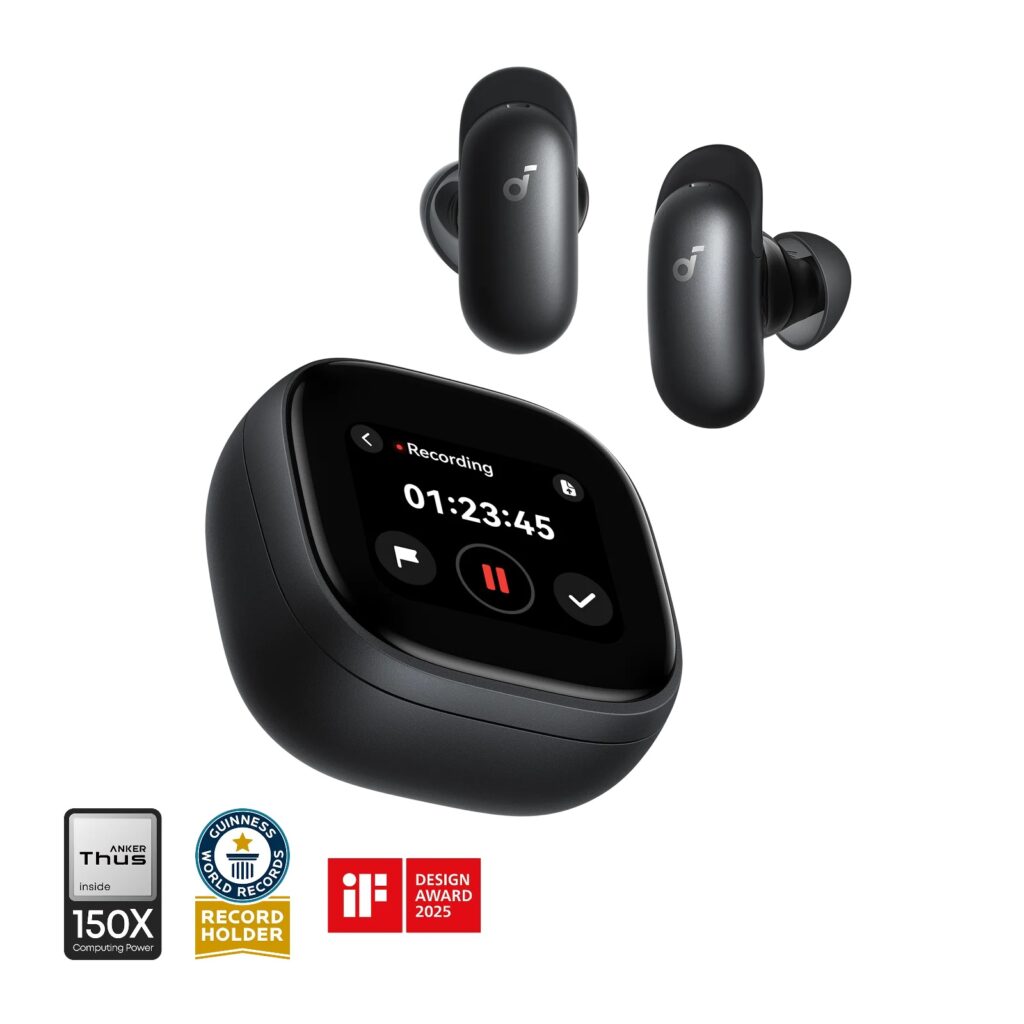 Soundcore Liberty 5 Pro Max_03 - lab-kuzniewski.pl - Testy laptopów, recenzje i porównania Pair of matte black wireless earbuds with a rounded charging case and a wrist device showing a recording timer; product badges and awards visible below